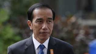 Jokowi Belum Putuskan Siapa Pengganti Ken Dwijugiasteadi di Ditjen Pajak