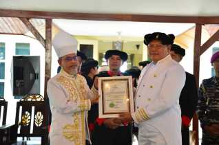 Laksamana Yudo Dianugerahi Gelar Penguasa Laut dari Sultan Ternate