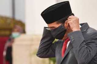 Jokowi: Saya Ingin Evaluasi Total Penanganan Covid-19