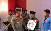 Polri Berikan Beasiswa untuk 150 Mahasiswa di Riau