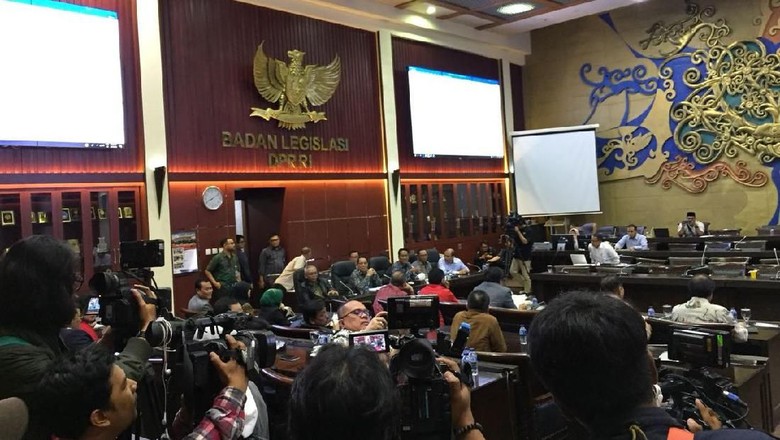 DPR Bentuk Panja RUU Omnibus Law Ciptaker Pekan Depani