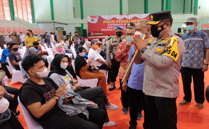 Polda Riau Dorong Vaksinasi Bagi Mahasiswai