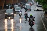 BMKG: Hujan Disertai Petir dan Angin Kencang Akan Mengguyur Riaui