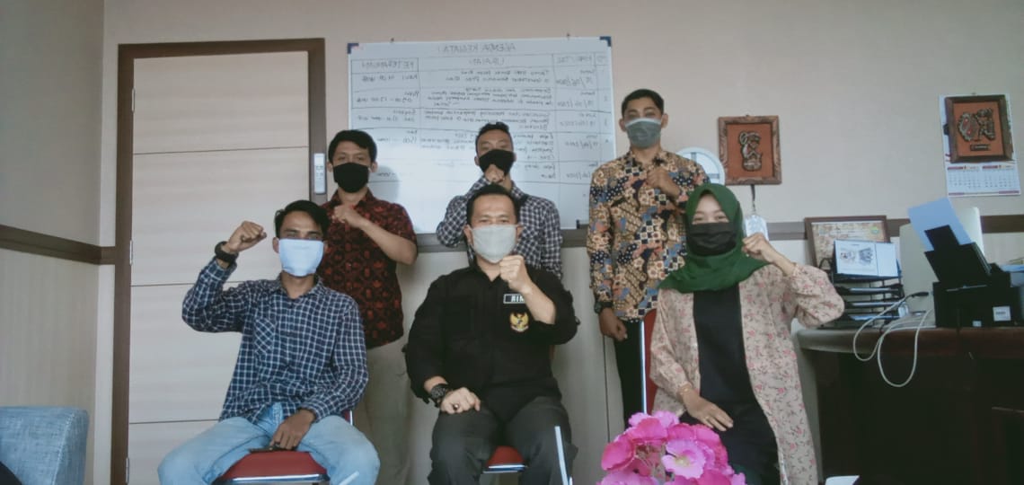 LP2D Silaturahmi ke Kantor Bawaslu Provinsi Riau.i