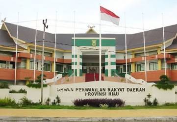 Ada Larangan, Anggota DPRD Riau Ngotot Usulkan Izin Stuban ke Luar Negerii