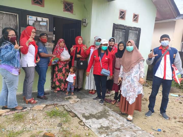 Jumat Barokah LIRA Riau Kunjungi Bukit Rayai