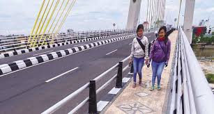 Jembatan  Sultan Abdul Jalil Alamuddin Syah Rusak, Gubri Harus Panggil Kadis PUPRi