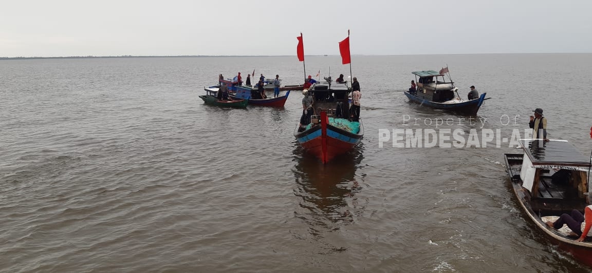 Nelayan Tuntut Pemerintah Hentikan Jaring Batu Beroperasi di Selat Bengkalis.i