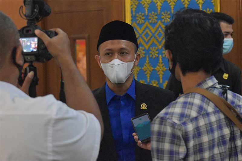 Wakil Ketua DPRD Riau : Walikota Harus Terlibat Langsung Urusi Persoalan Sampahi