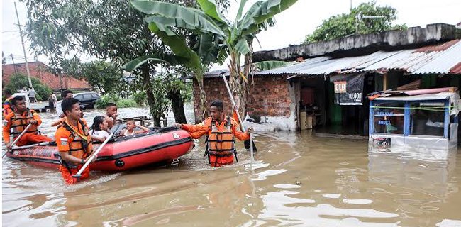 Soal Banjir Pengamat : Gubernur dan Presiden Harus Bertanggung Jawabi
