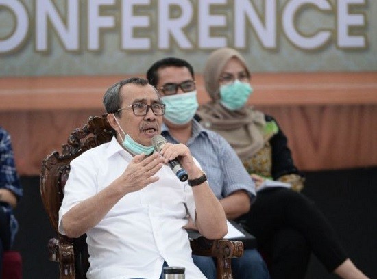 Pemprov Riau Minta Kabupaten/Kota Segera Serahkan Data Masyarakat Terdampak Covid-19i
