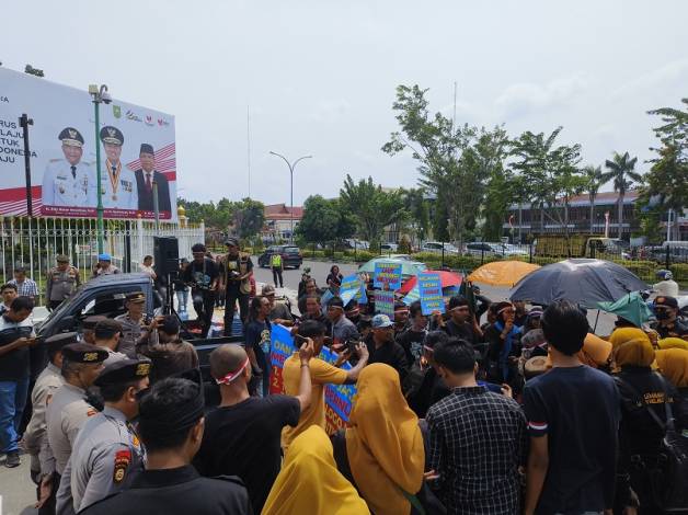 Didemo Nelayan, Pemprov Riau segera Cabut Izin Tambang PT Logomas Utamai