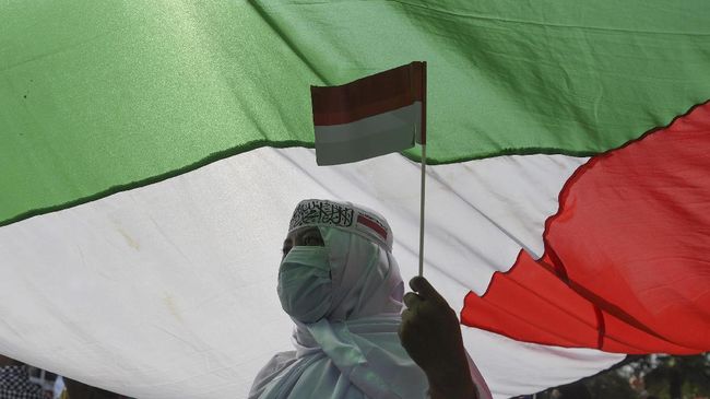 Bupati Karanganyar Galang Dana untuk Palestina, DPRD Protesi