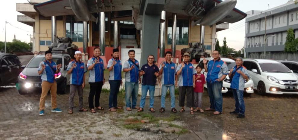 Berkah Ramadhan klub Mobil Mobilio Indonesia (MOI) Region Riau Berbagi Buka Bersamai