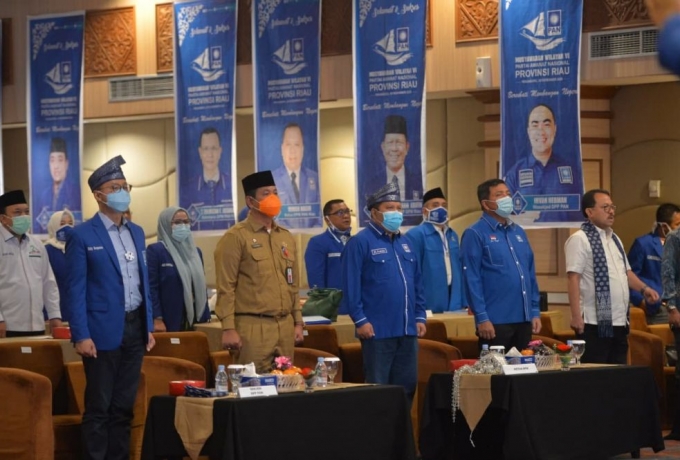 Terpilih Jadi Ketua PAN Riau, Alfedri Disebut Bintang Yang Sedang Bersinari